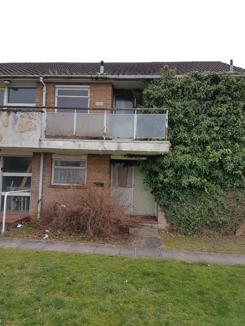 Empty flats on Beaverbrook Court should be used to house homeless families within Milton Keynes